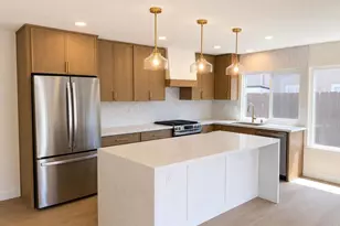 8771 Arcturus Way, San Diego, CA 92126 - Photo 2