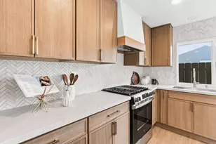 8771 Arcturus Way, San Diego, CA 92126 - Photo 10