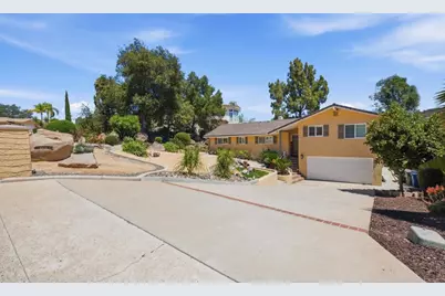 10629 Meadow Glen Way E, Escondido, CA 92026 - Photo 16
