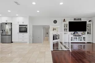 10629 Meadow Glen Way E, Escondido, CA 92026 - Photo 20