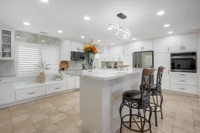 10629 Meadow Glen Way E, Escondido, CA 92026 - Photo 2