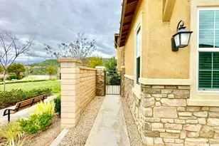 35646 Asturian Wy, Fallbrook, CA 92028 - Photo 14