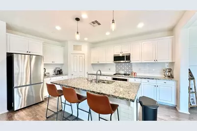 35646 Asturian Way, Fallbrook, CA 92028 - Photo 2