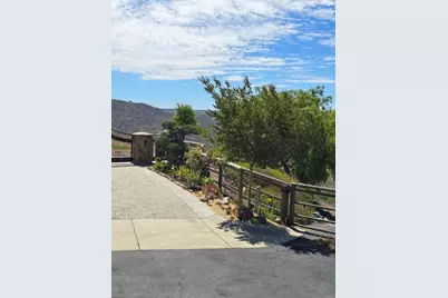 3752 Monserate Place, Fallbrook, CA 92028 - Photo 4