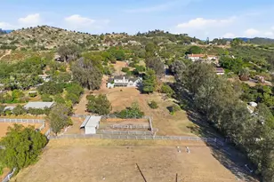 11955 Skyview Dr, Valley Center, CA 92082 - Photo 4