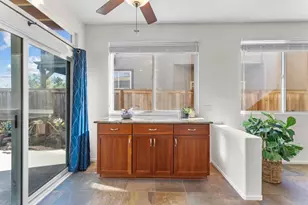 2462 Bear Rock Glen, Escondido, CA 92026 - Photo 2