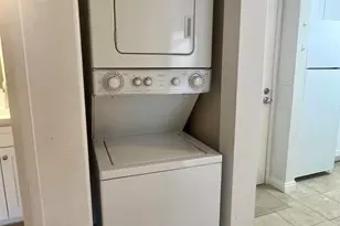 8889 Caminito Plaza Centro, San Diego, CA 92122 - Photo 10