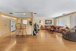 8901 Eton Ave, Canoga Park, CA 91304 - Photo 2