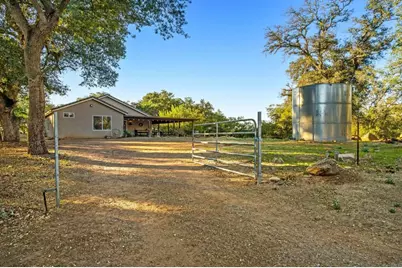 25258 Black Canyon Road, Santa Ysabel, CA 92070 - Photo 12