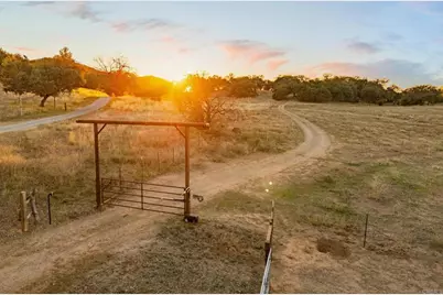 25258 Black Canyon Road, Santa Ysabel, CA 92070 - Photo 68