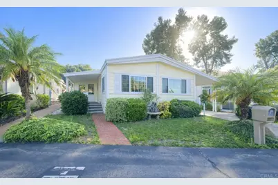8975 Lawrence Welk Drive #Spc 2, Escondido, CA 92026 - Photo 2