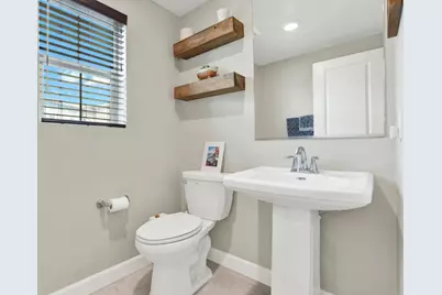 1087 Delpy View, Vista, CA 92084 - Photo 8