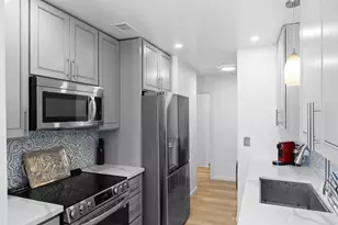 1245 Evergreen Dr, Cardiff by the Sea, CA 92007 - Photo 12