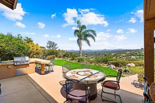 736 San Mario Dr, Solana Beach, CA 92075 - Photo 8