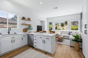 1050 Alexandra Ln, Encinitas, CA 92024 - Photo 10