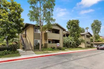 156 Avenida Descanso #C, Oceanside, CA 92057 - Photo 2