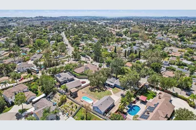 916 Sunset Dr, Vista, CA 92081 - Photo 52