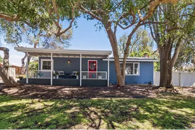 916 Sunset Dr, Vista, CA 92081 - Photo 1