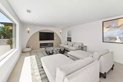 3080 Lloyd Street, San Diego, CA 92117 - Photo 10