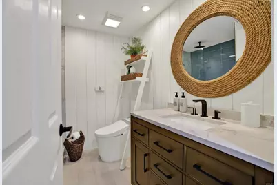 640 W Solana Circle #19, Solana Beach, CA 92075 - Photo 12