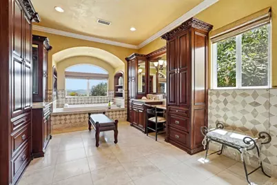 2484 Dos Lomas, Fallbrook, CA 92028 - Photo 40