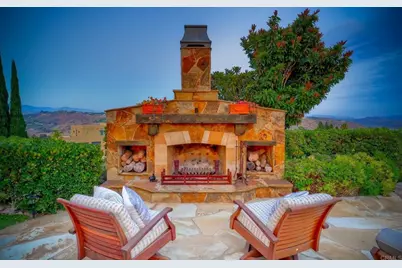 2484 Dos Lomas, Fallbrook, CA 92028 - Photo 8