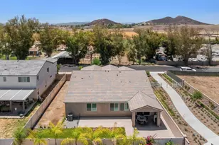 34092 Coventry Ln, Winchester, CA 92596 - Photo 40