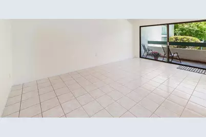 2304 Altisma Way #108, Carlsbad, CA 92009 - Photo 8