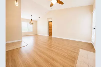 23800 Corte Picante, Murrieta, CA 92562 - Photo 6