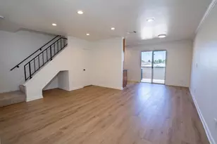 569 E St, Chula Vista, CA 91910 - Photo 10