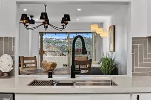 7306 Alicante Rd, Carlsbad, CA 92009 - Photo 16
