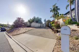 1818 Avocado Rd, Oceanside, CA 92054 - Photo 44
