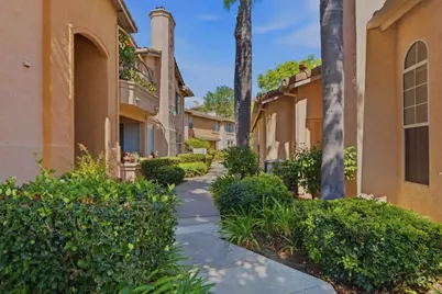 18668 Caminito Cantilena #258, San Diego, CA 92128 - Photo 4