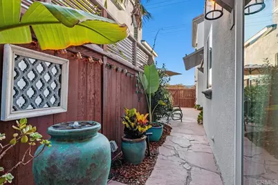 525 N Cedros Ave, Solana Beach, CA 92075 - Photo 28