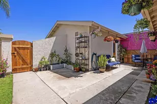 809 Caminito Del Reposo, Carlsbad, CA 92011 - Photo 8