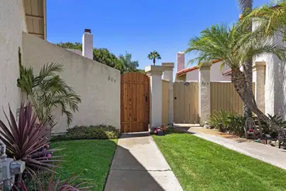 809 Caminito Del Reposo, Carlsbad, CA 92011 - Photo 4