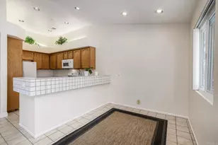 1826 Spyglass Cir, Vista, CA 92081 - Photo 18