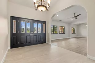 29979 Robbie Ln, Vista, CA 92084 - Photo 2