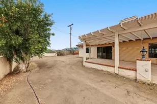 29979 Robbie Ln, Vista, CA 92084 - Photo 40