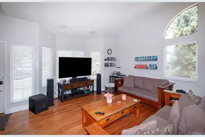 1417 Grey Oaks Court, Oceanside, CA 92056 - Photo 4