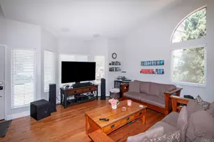 1417 Grey Oaks Ct, Oceanside, CA 92056 - Photo 4