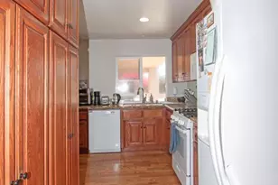1417 Grey Oaks Ct, Oceanside, CA 92056 - Photo 12