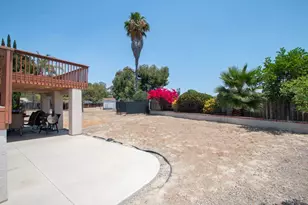 1417 Grey Oaks Ct, Oceanside, CA 92056 - Photo 32