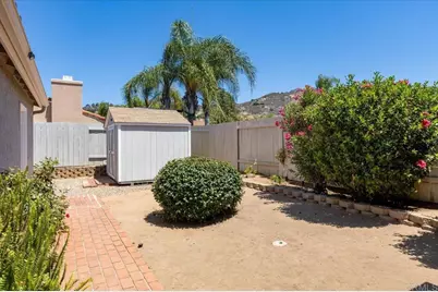 578 Veronica Place, Escondido, CA 92027 - Photo 32