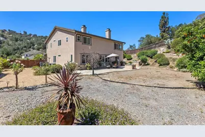 28292 Meadow Glen Way, Escondido, CA 92026 - Photo 40