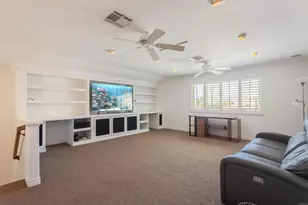 23997 Orleans Ln, Murrieta, CA 92562 - Photo 20