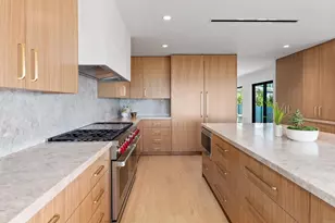 1553 Copa De Oro Dr, La Jolla, CA 92037 - Photo 12