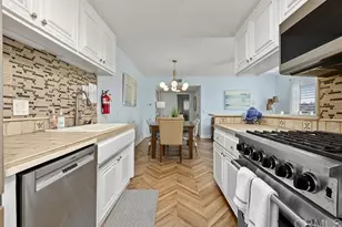 1202 N Pacific St, Oceanside, CA 92054 - Photo 16