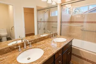 9453 Questa Pointe, San Diego, CA 92126 - Photo 20
