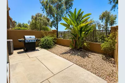 9453 Questa Pointe, San Diego, CA 92126 - Photo 14